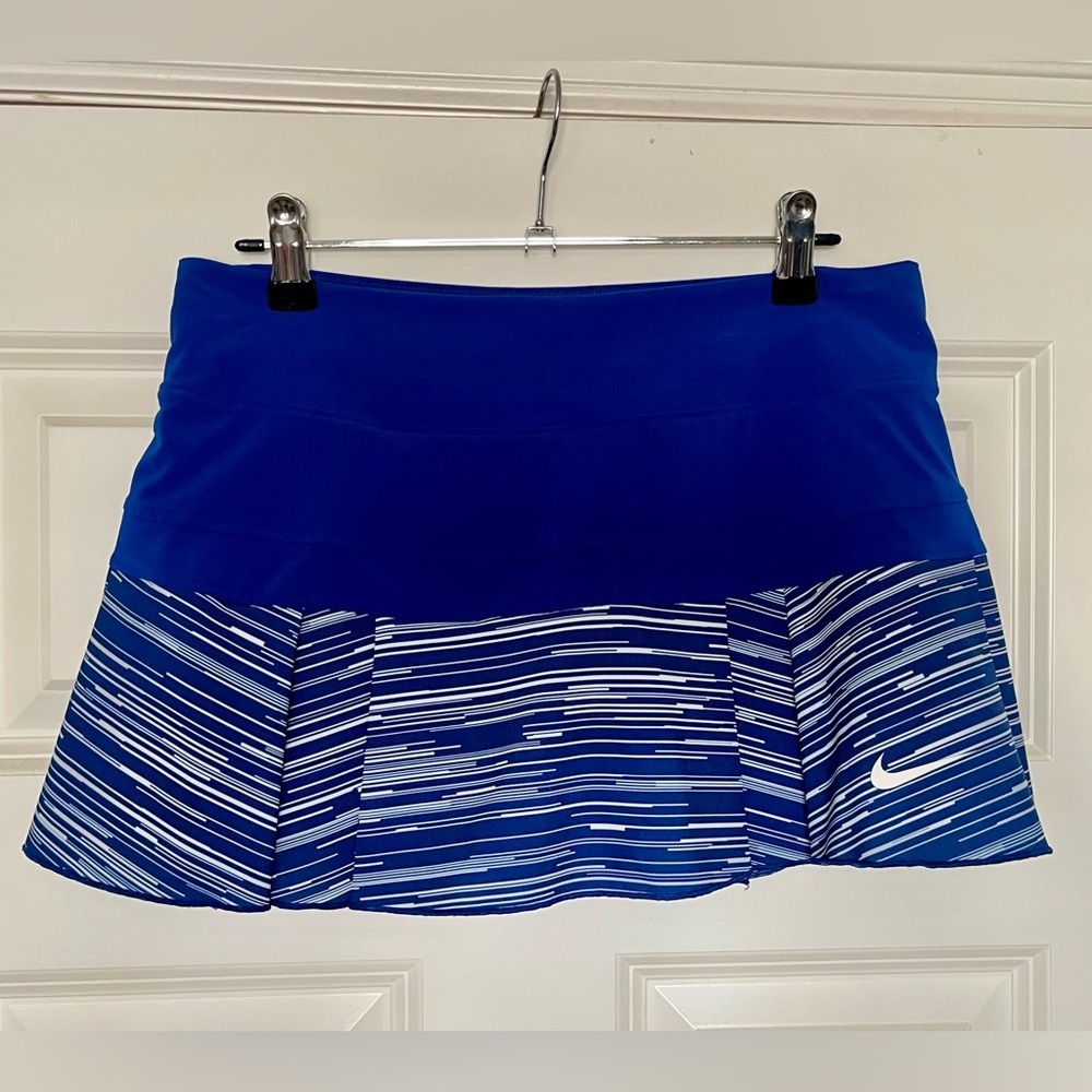 Women’s Nike Dri-fit tennis skirt, sz Sm